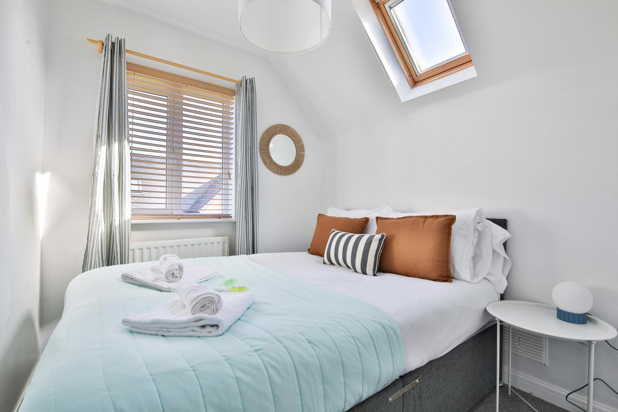 Stayright 2 Bed Beach House With Private Parking- Next To Barry Beach And Jackson Bay Kültér fotó