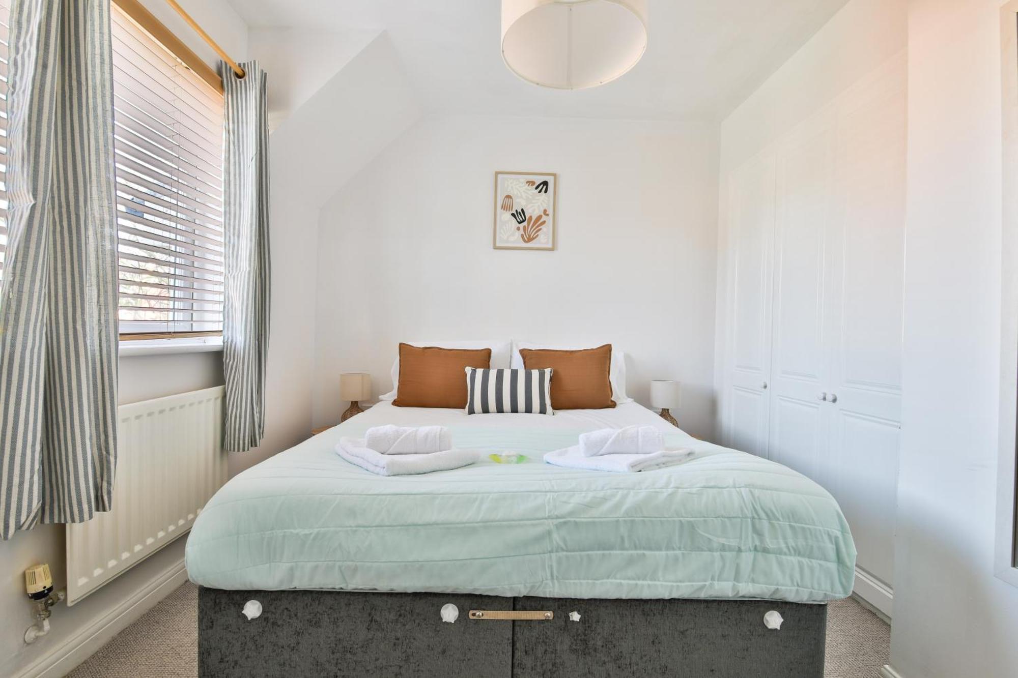 Stayright 2 Bed Beach House With Private Parking- Next To Barry Beach And Jackson Bay Kültér fotó